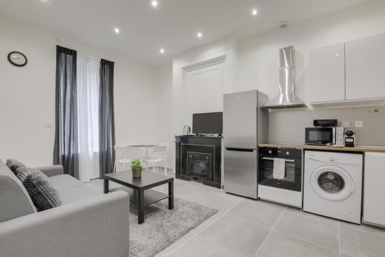 Appartement Guestready - 1-Br, 5 Minutes From Train Station à Lyon Extérieur photo
